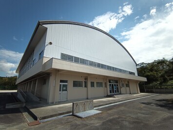 令和4年度松江南高等学校屋内運動場(外壁改修)