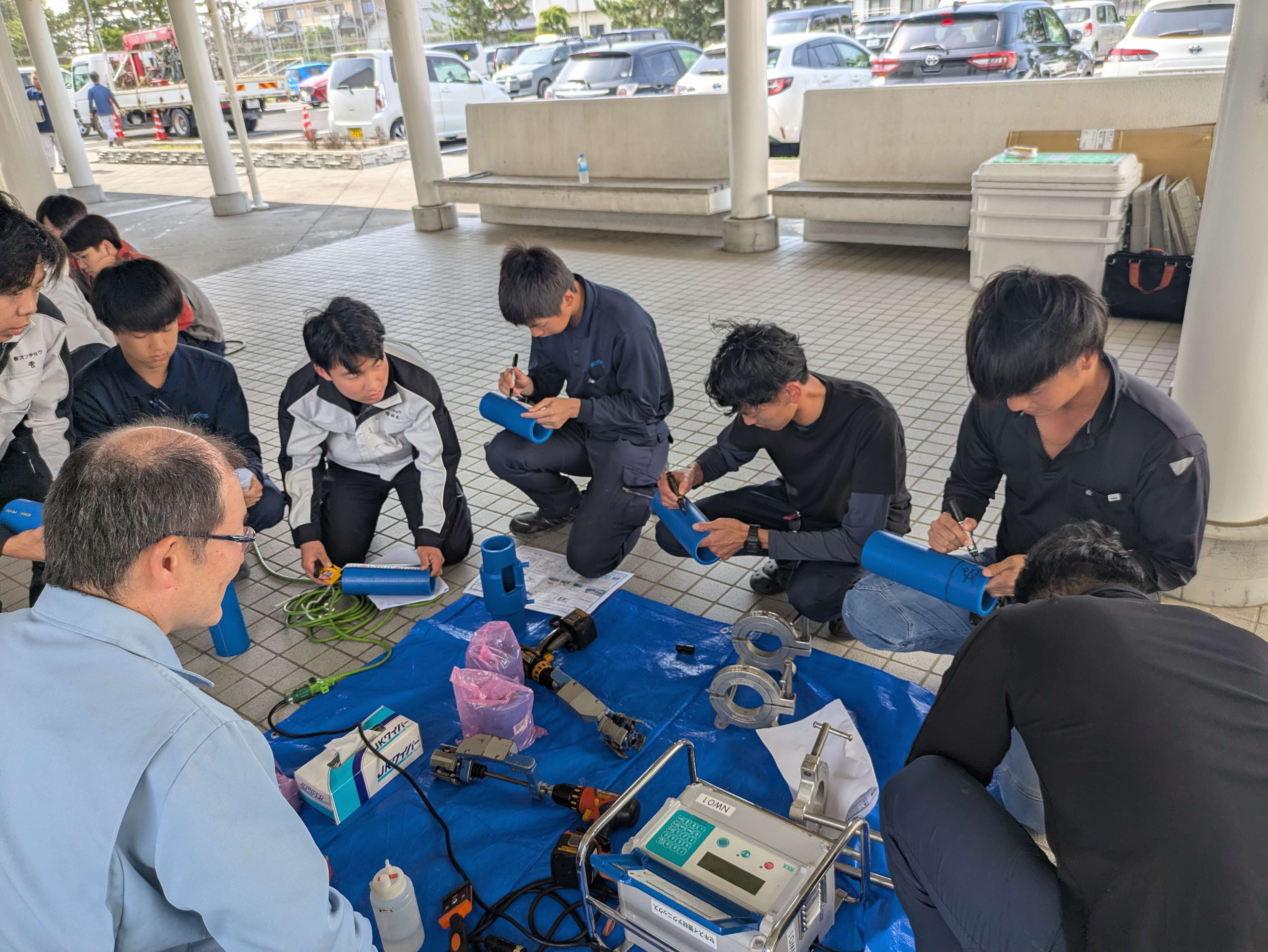ポリエチレン管加工実習①