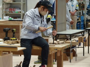 岡選手