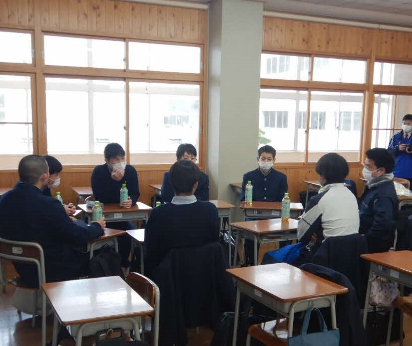 出雲西高校の意見交換会の様子