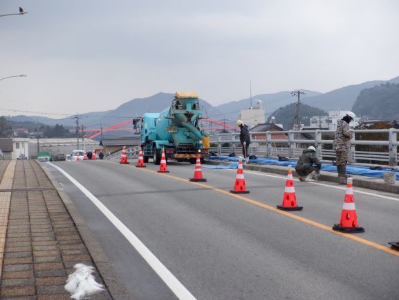 港橋歩道修繕その3