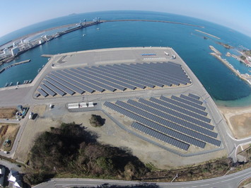 三隅港臨海工業団地太陽光発電所の全体図です。
