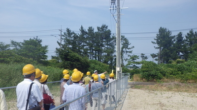 電力会社への売電経路見学風景の画像