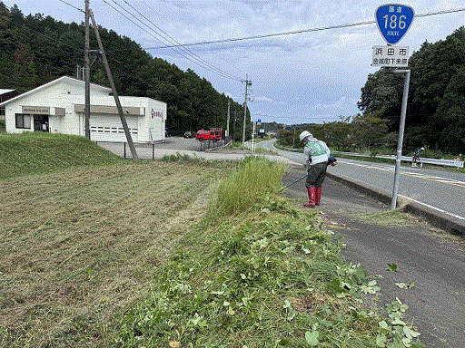 草刈りの様子