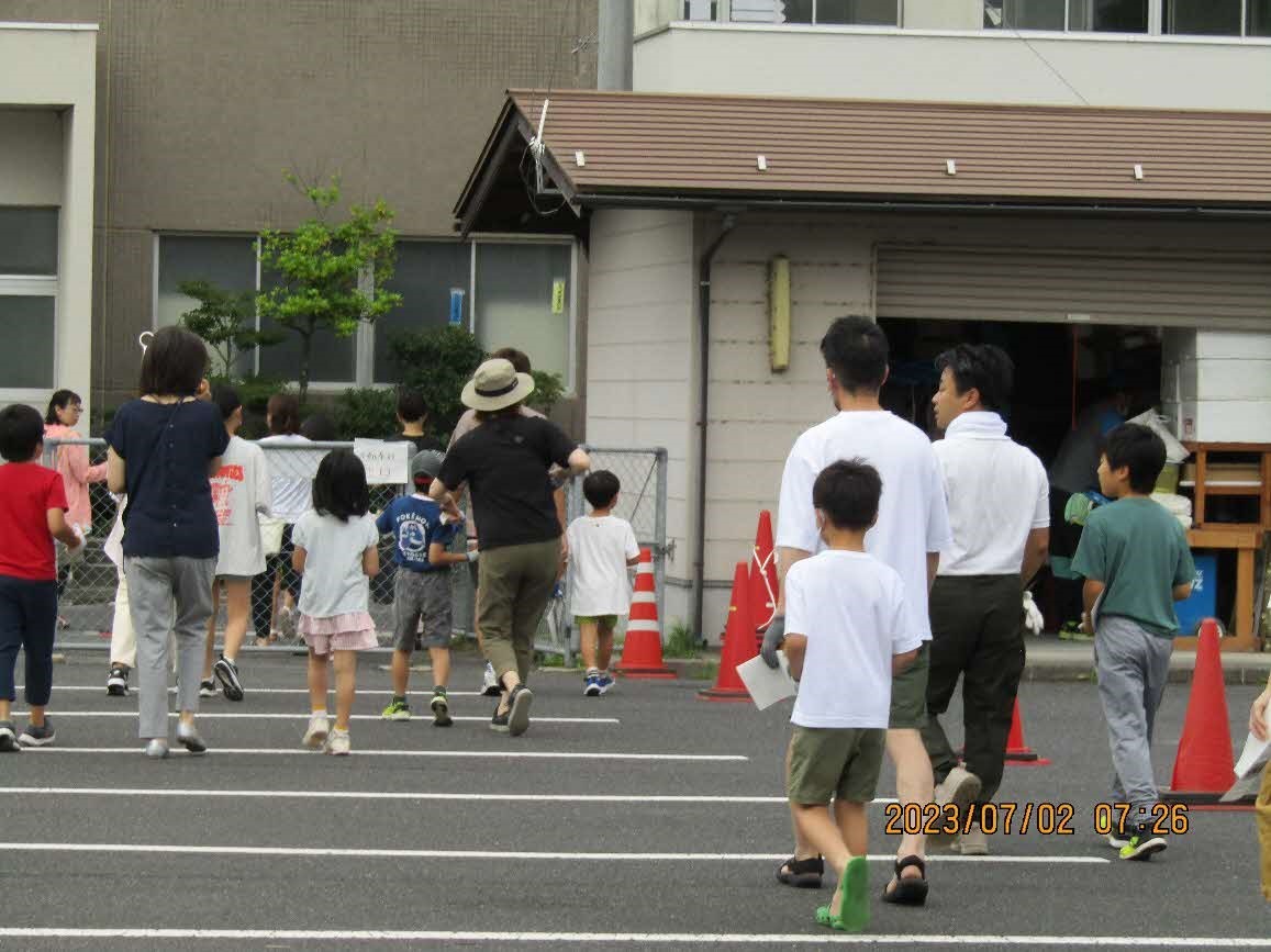 乃木地区早朝奉仕活動の写真３