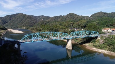 吾郷大橋の空撮動画です（外部サイト）