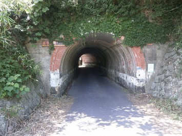 宅野道路隧道拱渠