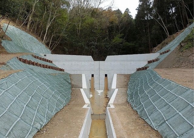 所長表彰優良工事の安国寺地区渓間工事の写真