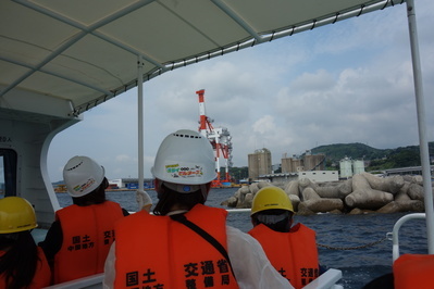 浜田港での乗船の様子