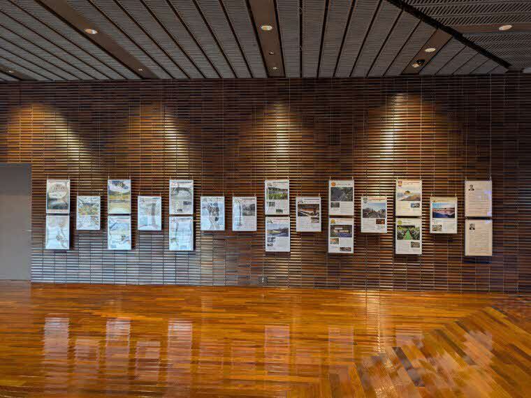 展示３