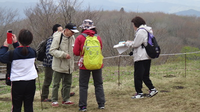 啓発活動中