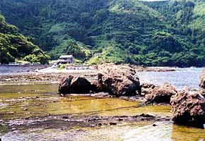 島根半島 中海宍道湖ジオパーク 惣津海岸と明島 美保関町惣津 山陰百貨店 日常を観光する