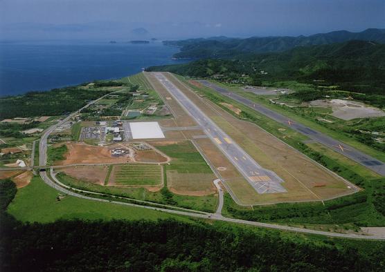 空港東から