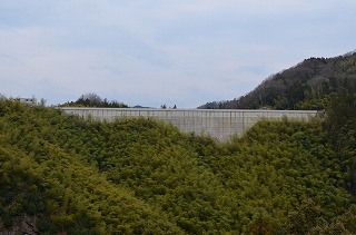 鞍部ダム、平成２６年３月施工状況（２）