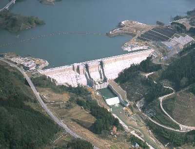 尾原ダムの写真