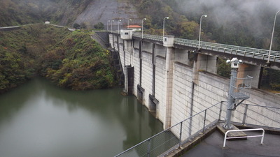 11月24日の御部ダムの写真です