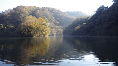 今日午前のみやび湖湖面の写真です。