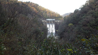 木都賀ダム放流中の写真その１です