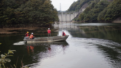 再び回収に向けて出航するみやび号の写真です。