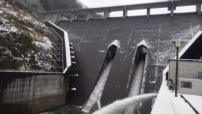 雪の御部ダムの写真その５です