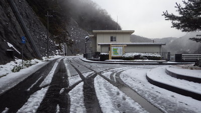 管理所の周りの積雪の様子です。