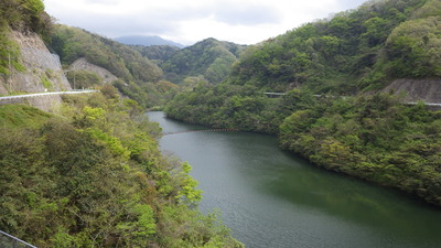 ４月22日のみやび湖の写真です