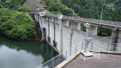 ６月13日の御部ダムの全景です。