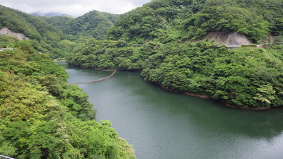 ６月13日のみやび湖の全景です。