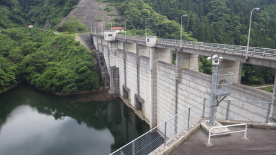 ６月15日の御部ダムの全景です。