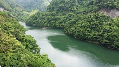 ６月９日のみやび湖の全景です。