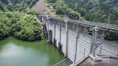 ７月１９日の御部ダムの全景