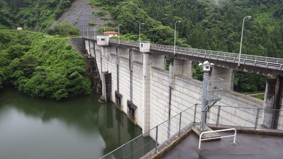 ７月８日の御部ダムの全景