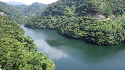 ８月１日のみやび湖の全景です。