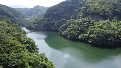 ８月８日のみやび湖の全景です。