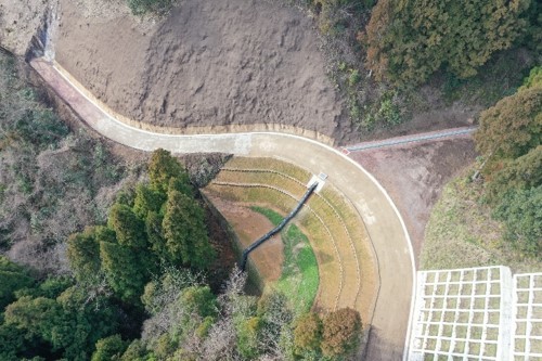 上空から撮影した林道開設状況