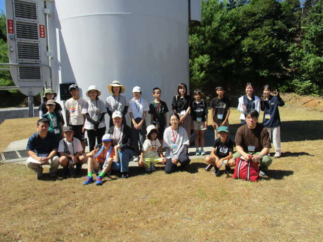 江津高野山風力発電所集合写真（左）