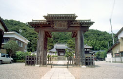 七尾城跡医光寺総門の画像