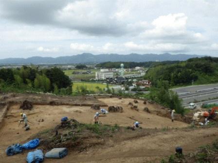 玉泉寺裏遺跡の調査区