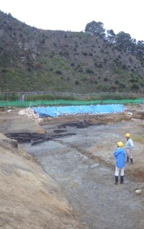 古屋敷遺跡の縄文時代の川跡