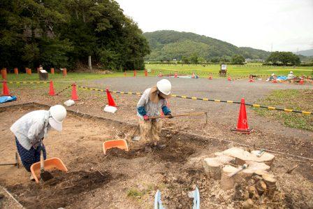 出雲国府跡発掘調査の様子