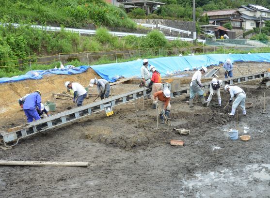 奈良時代の須恵器などが出土しています。1