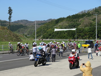 午前１０時選手権クラスのスタート（１）