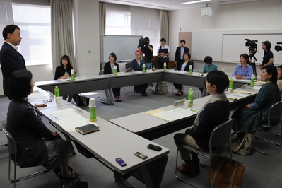 島根県 第１回女性活躍１００人会議を開催しました トップ くらし 人権 男女共同参画 男女共同参画 男女共同参画事業 女性活躍 １００人会議