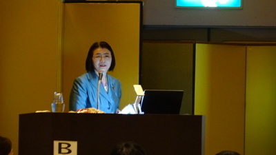写真講演者中島伸子氏