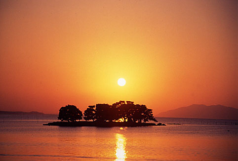 yomegashima