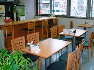 合庁売店の店内の様子(写真)