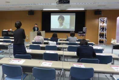 講演会、参加者の様子