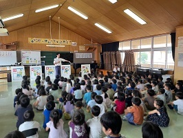 塩冶小学校での様子２