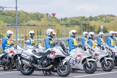 白バイ大会開会式の様子