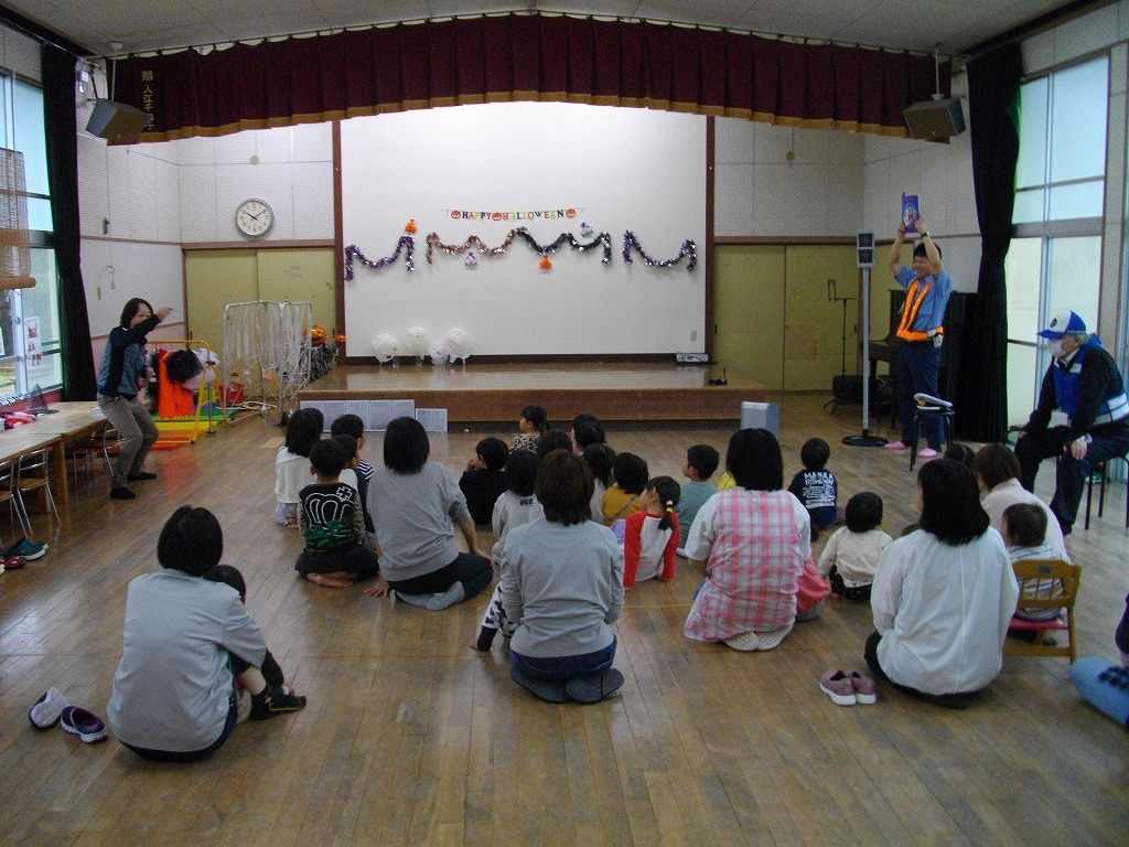 しっかり右左見れるかな？